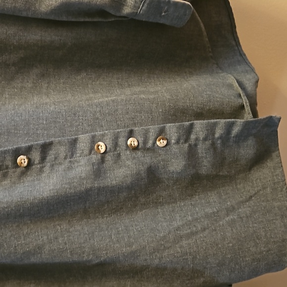 Cabela - Picture 4 of 4